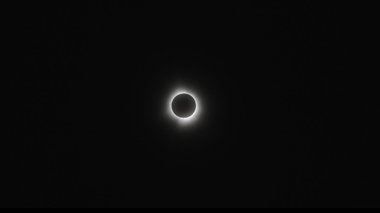Total solar eclipse of 2024, shot in 4K