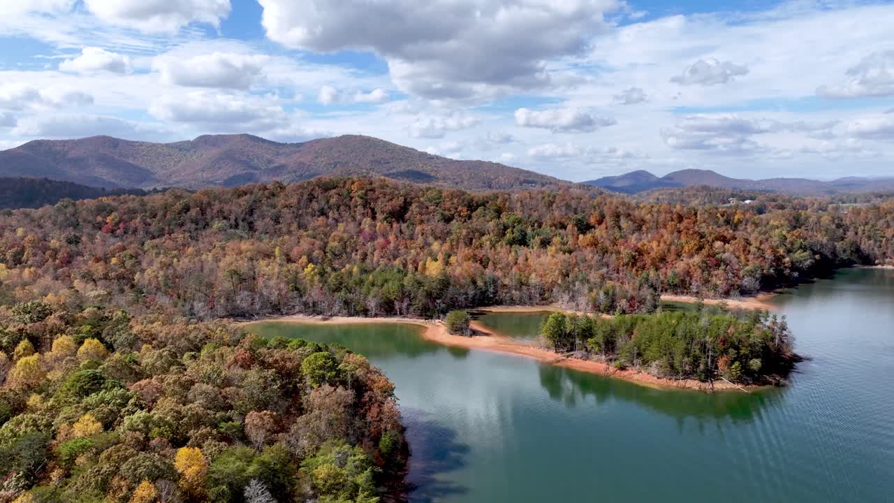 조지아 주 히아와시 근처의 차투지 호수