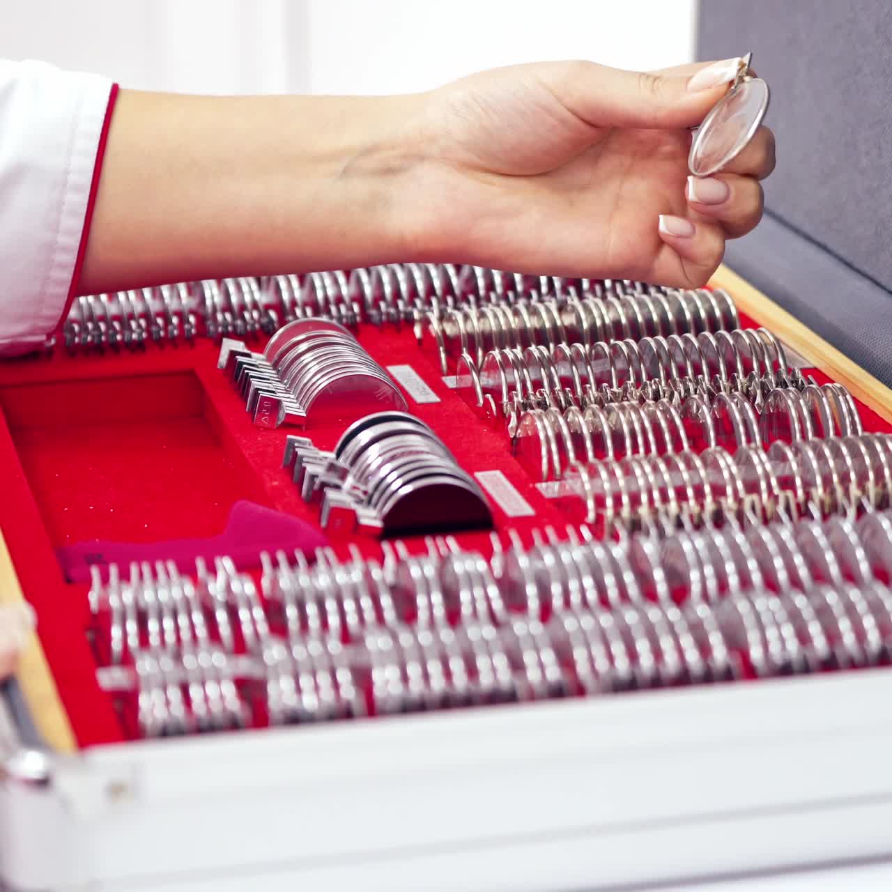 Eyesight in clinician oculist