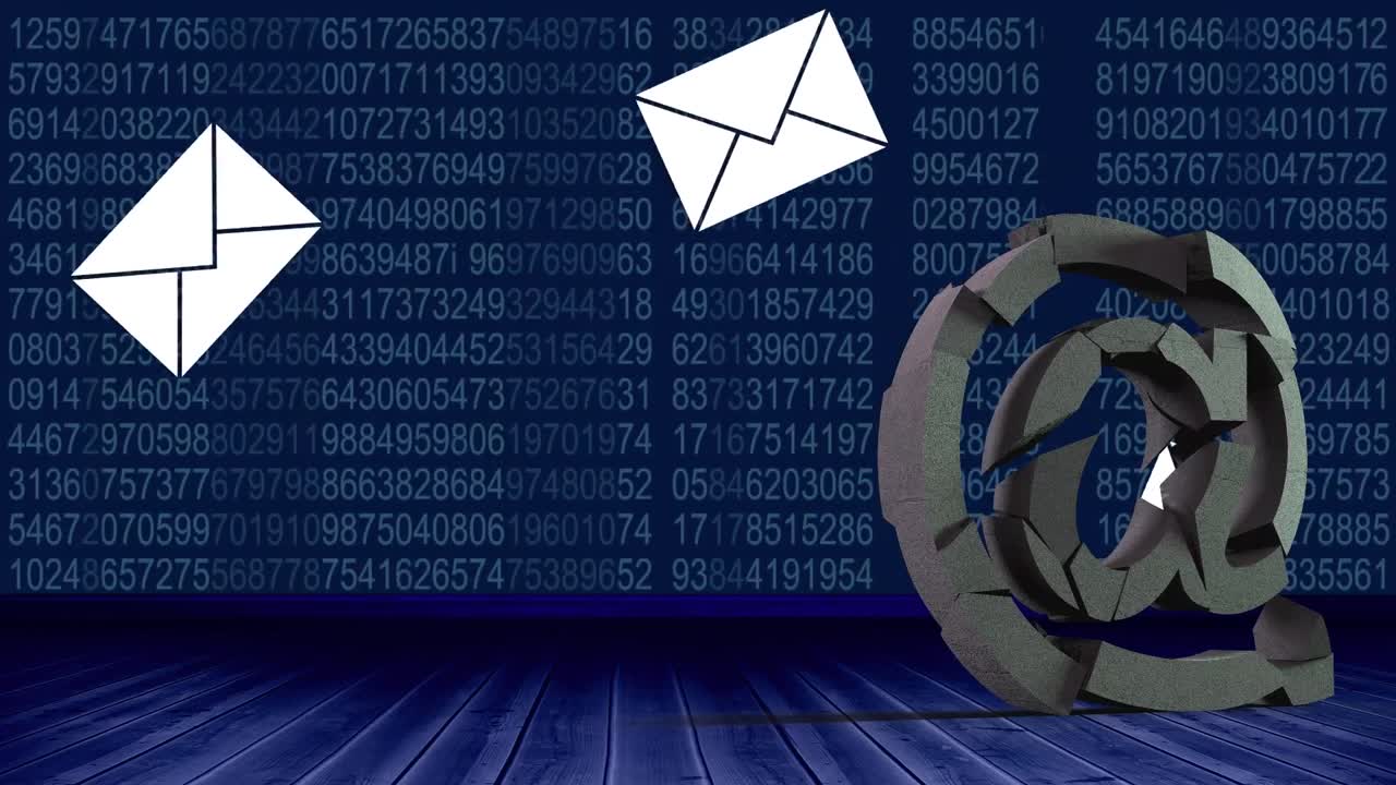 анимация конверта и символа над обработкой данных