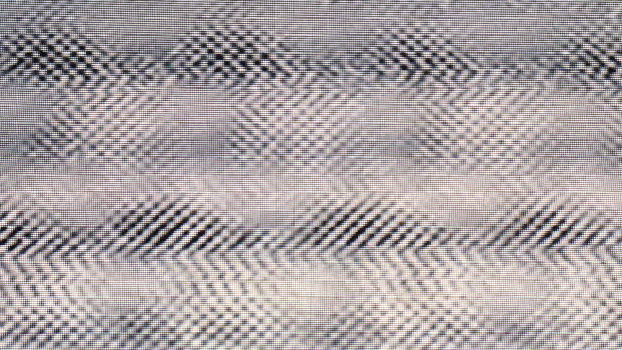 cerrado del circuito lcd blanco negro y rojo