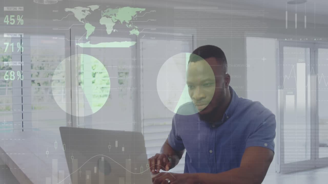 animación de procesamiento de datos estadísticos contra un hombre afroamericano que usa una computadora portátil en casa