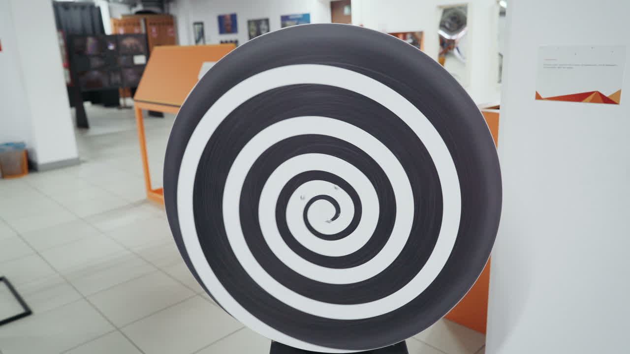 Optical illusions in the Museum of Science