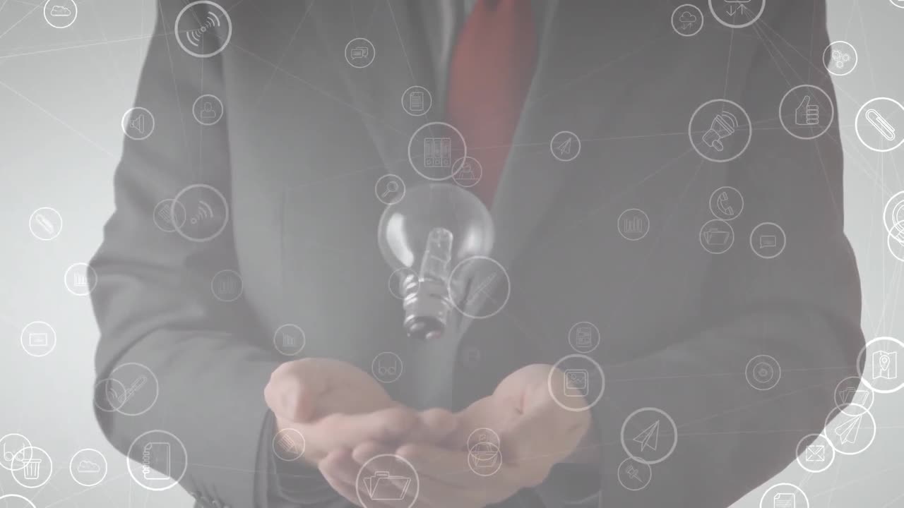 미디어 아이콘이 떠다니는 사업가가 전구를 던지고 잡는 애니메이션