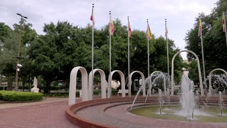 spanish park plaza water fountain in mobile, alabama with video panning left to right in slow motion