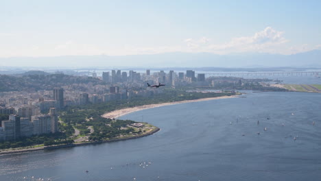 airplane approximating santos dumont airport