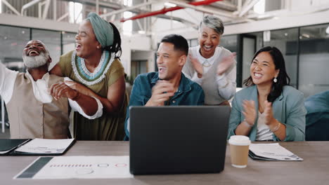 Business,-man-with-laptop-and-team-celebrate