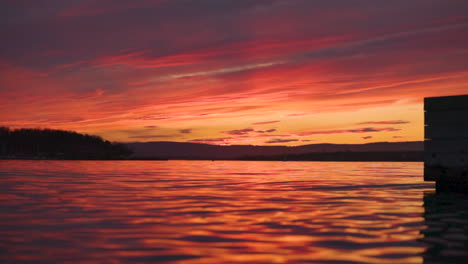 landscape view of the sea at sunset in slowmotion