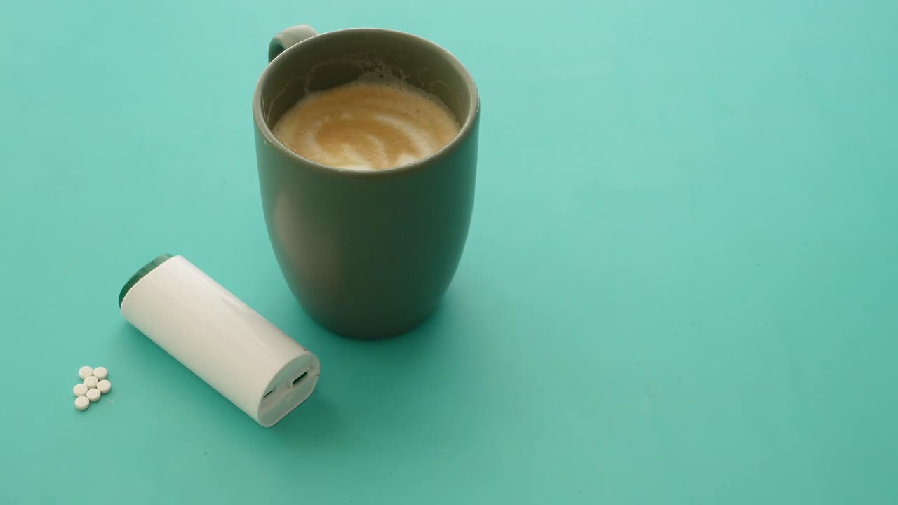 Coffee with sweetener