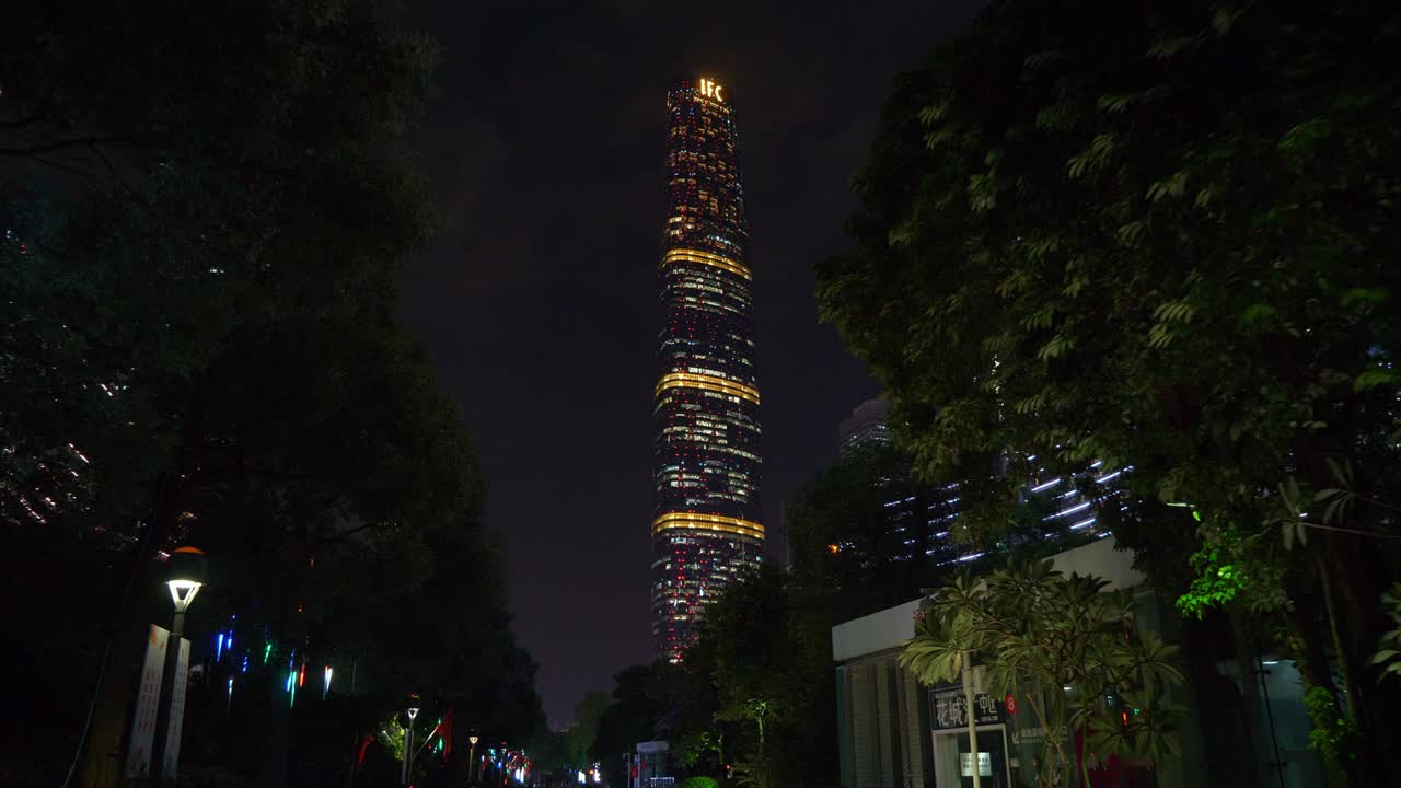 noche iluminada ciudad de guangzhou centro famoso rascacielos parque panorama 4k china