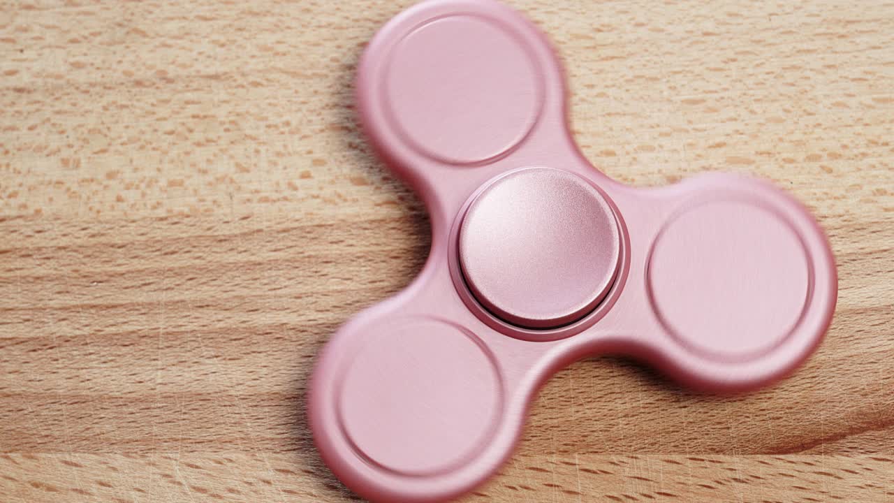 Fidget spinner stress relieving toy 4K