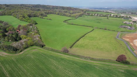 Drohnenaufnahmen-Von-Ackerland-Enthüllen-Die-Im-Bau-Befindliche-Hochgeschwindigkeitsstrecke-HS2-In-Oxfordshire,-Großbritannien