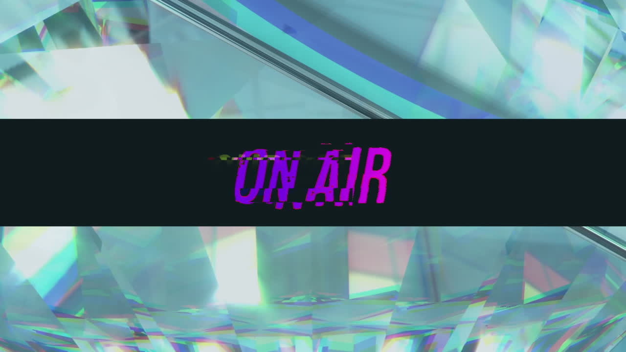 animación de texto en el aire con interferencia sobre cristales brillantes.