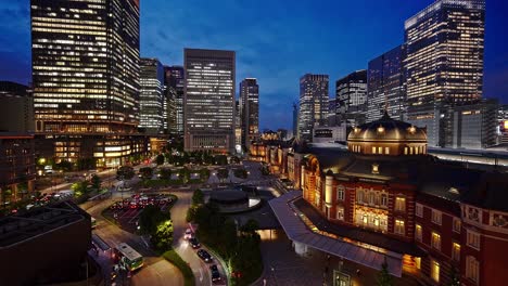 Tokio-Noche-Luz-Estación-De-Tokio-Marunouchi-Distrito-Comercial-Rascacielos