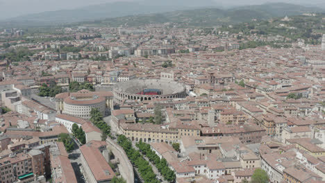 Disparo-De-Drone-De-Verona-En-4k-Del-Coliseo