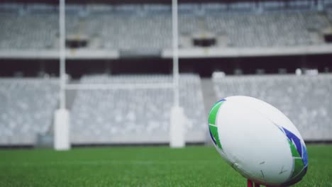 Rugbyball-Auf-Einem-Rasen-Im-Stadion-4k