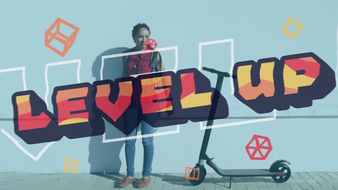 푸른 벽에 맞서 서 있는 스쿠터를 가진 아프리카계 미국인 여성에 대한 텍스트 수준