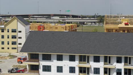 Vista-Aérea-Del-Desarrollo-De-Viviendas-Nuevas-En-Houston,-Texas.