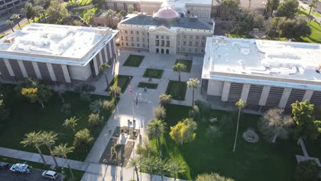 Zoom-Lento-Phoenix-Arizona-Edificio-Del-Capitolio-De-Estados-Unidos-Disparo-De-Drone-Día-Soleado