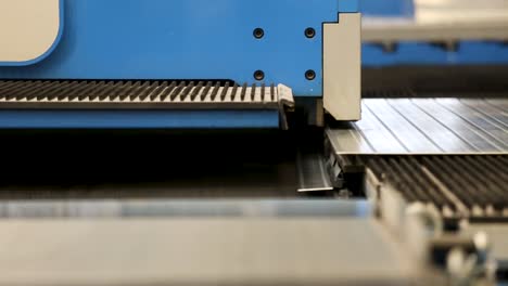 metal sheet processing machine in action