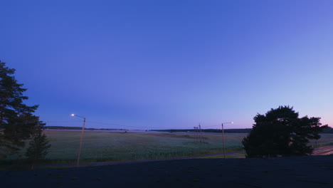 Timelapse-Del-Amanecer-A-Través-De-Tierras-Agrícolas,-Timelapse-Del-Día-Pasando