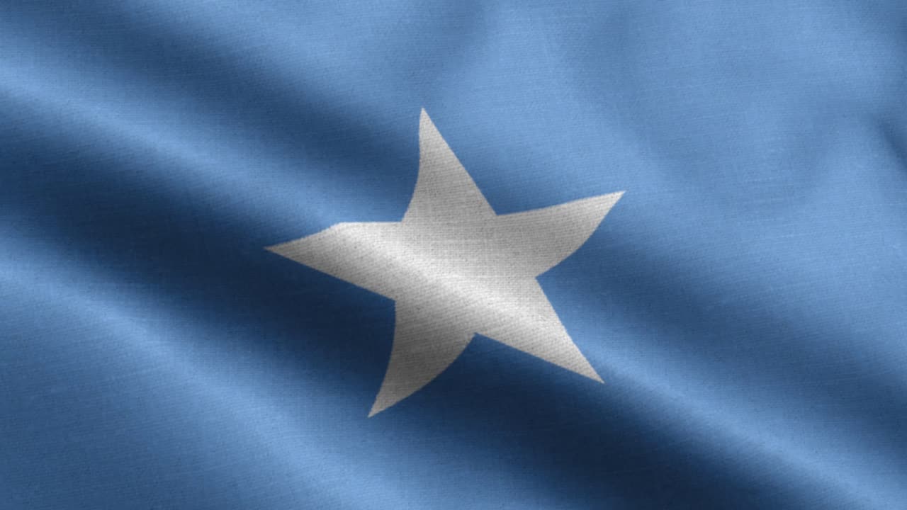 primer plano ondeando lazo 4k bandera nacional de somalia