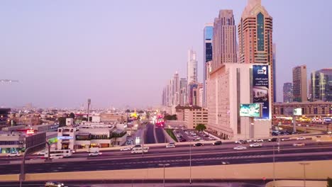 paisaje de la ciudad de dubái al anochecer