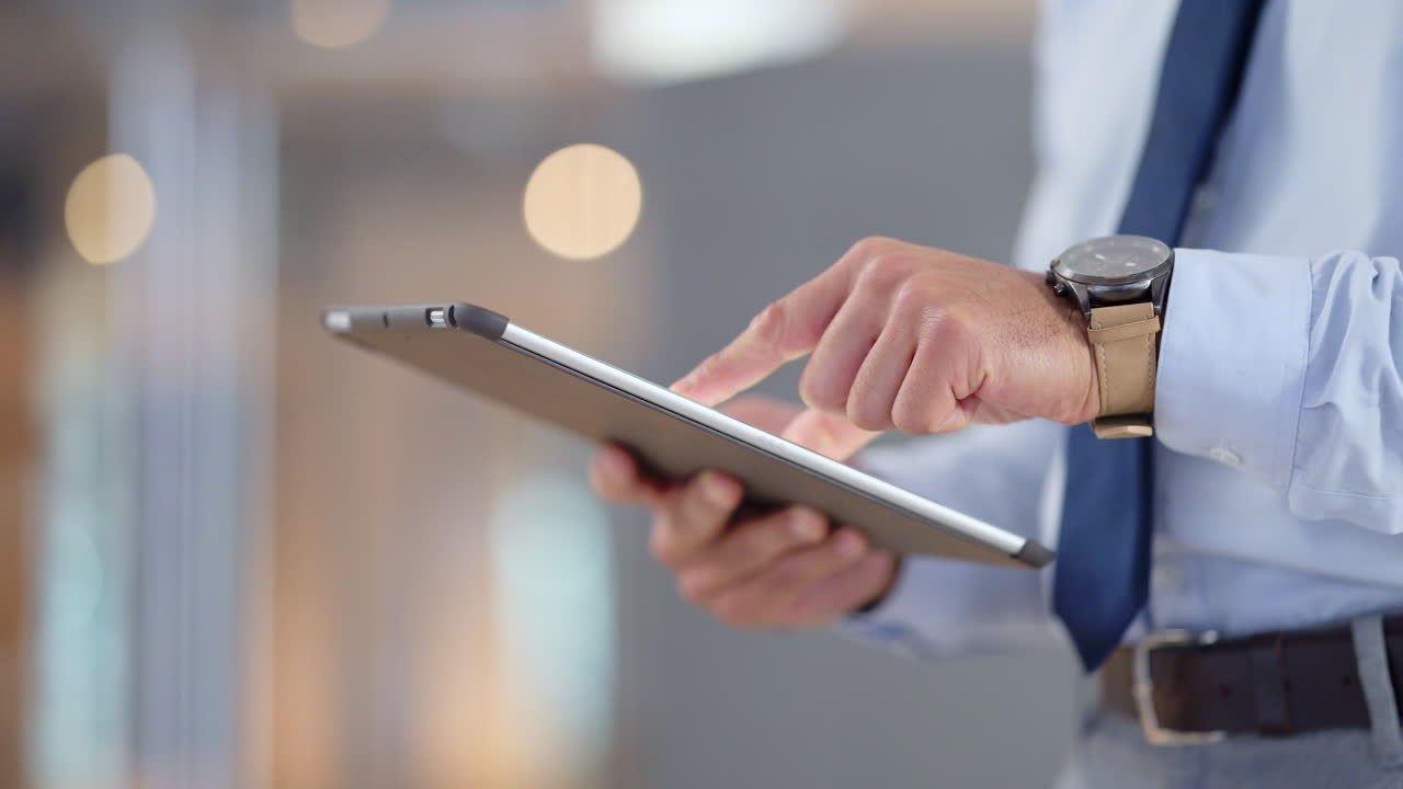 Scrolling on the internet and planning successful