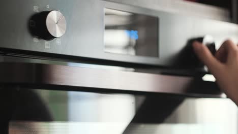 adjusting oven temperature