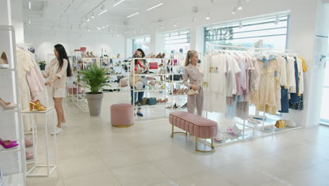 women's fashion boutique interior