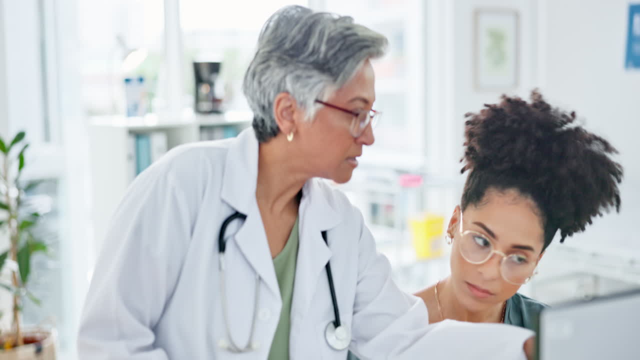 médico, recepcionista y planificador de oficinas