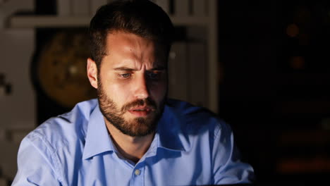 Businessman-working-at-night