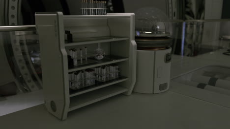 laboratorio de ciencias futuristas