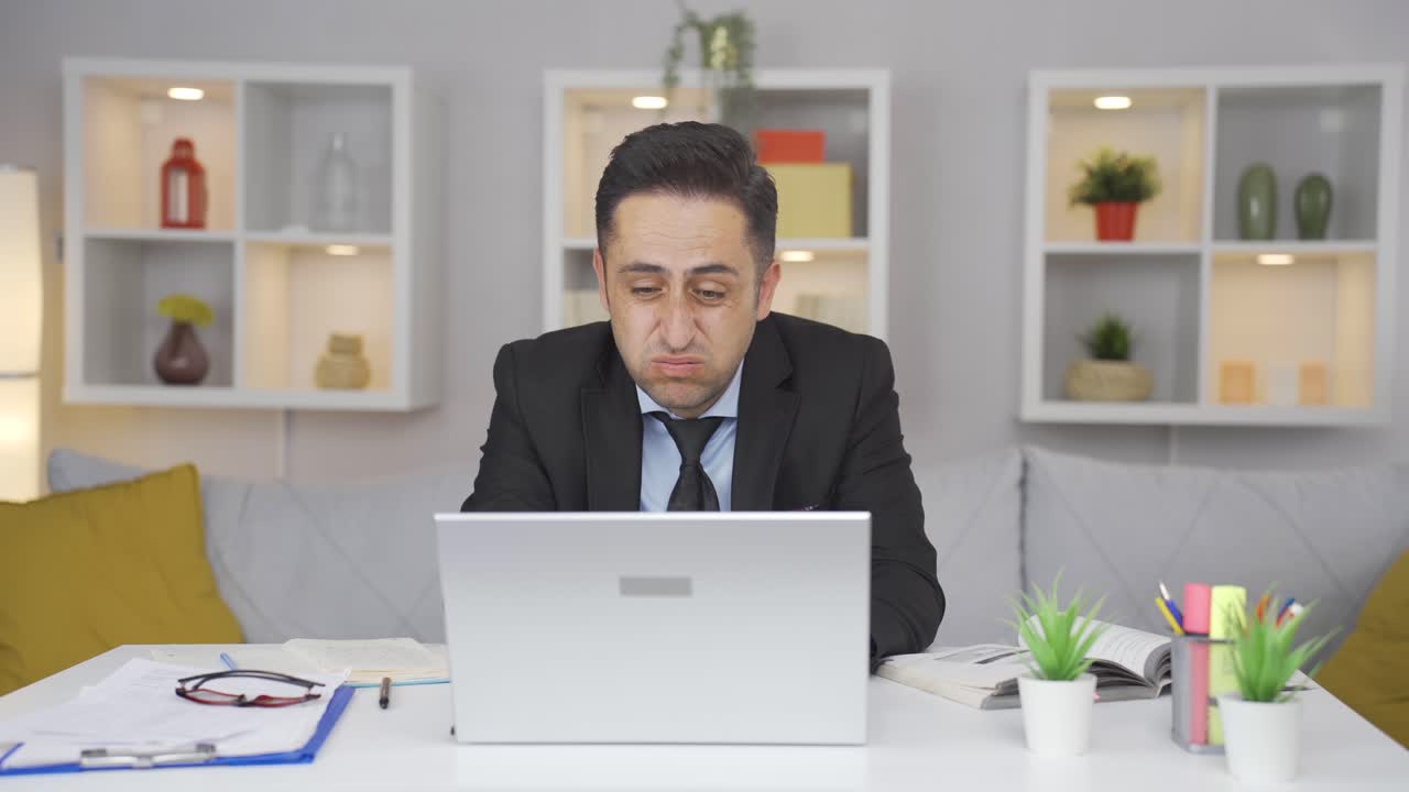 홈 오피스 근로자는 무능합니다.