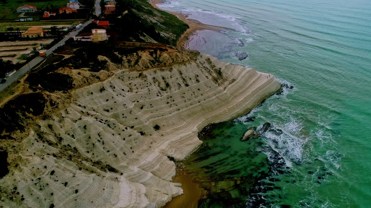 scala dei turchi acantilado blanco rocoso en la costa de realmonte, italia