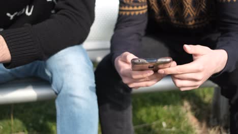 Zeit-Mit-Telefon-Verbringen