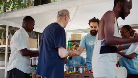 homeless people receiving hunger relief