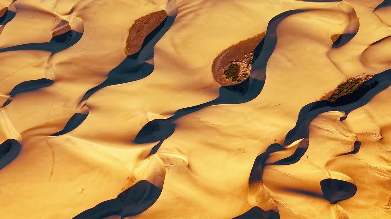 Gran Canaria sand dunes viewed from above show shapes and patterns