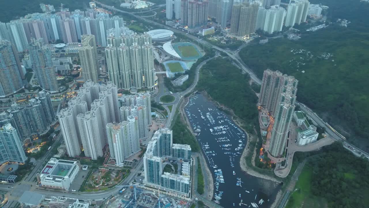 imágenes de aviones no tripulados de la ciudad de tsung kwan o, hong kong