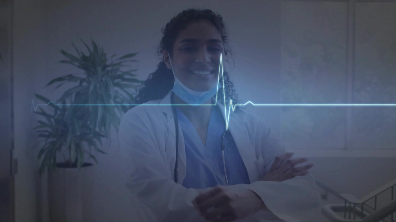 Infermiera medica che abbassa la mascherina, sistemandosi il colletto, mentre i picchi animati dell'ECG si allineano, incrociando le braccia e sorridendo con calma.