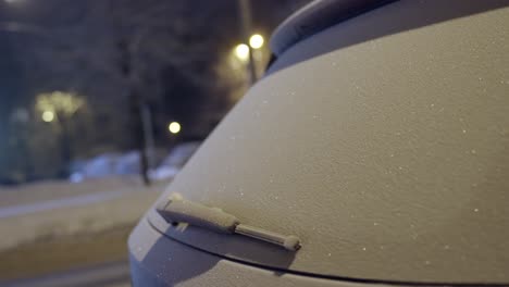 Frozen-rear-window-of-the-car---cold-winter-morning