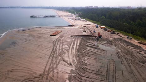 Luftaufnahme-Zum-Ausbaggern-Des-Strandes