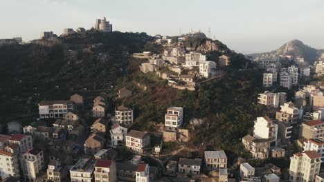 타이저우, 제지앙의 언덕에 있는 주거주택.