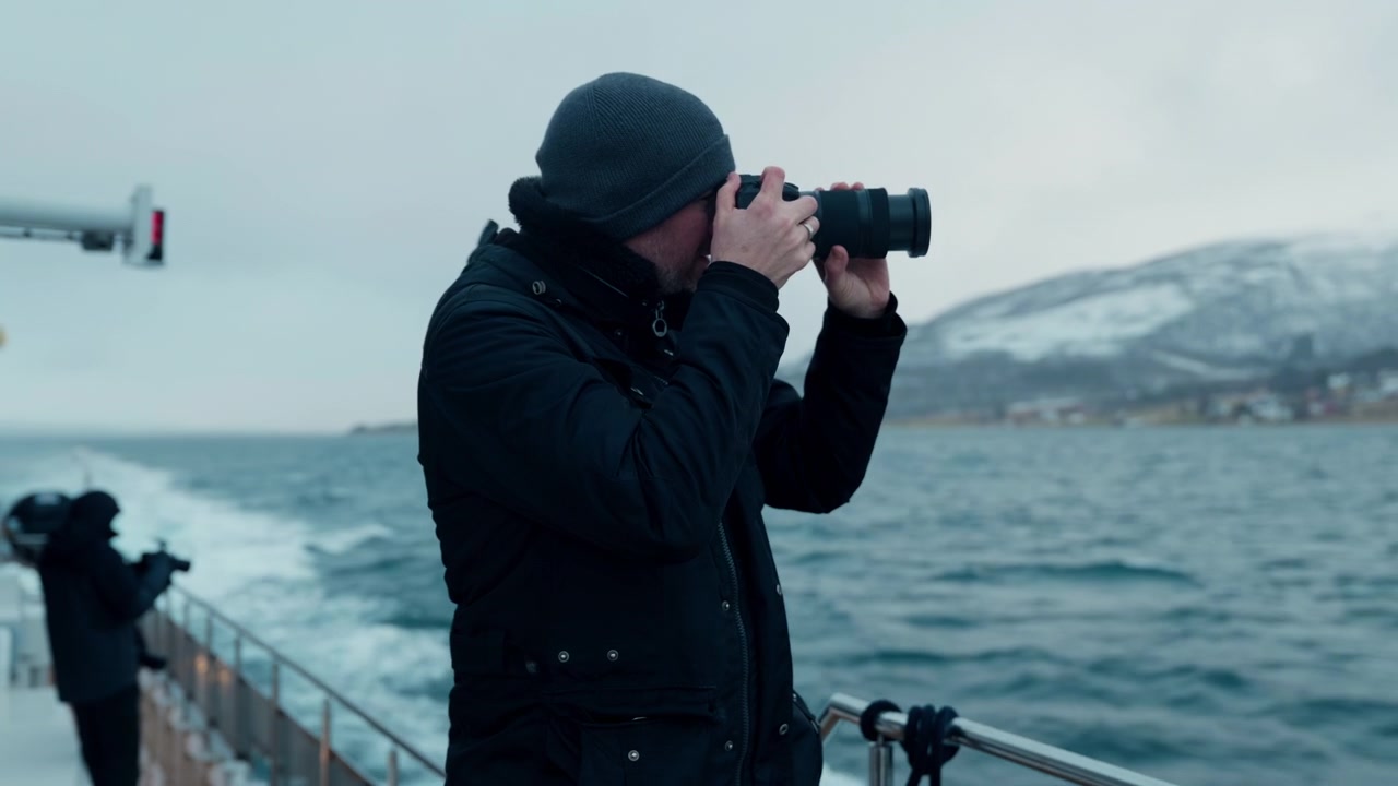 Arctic voyage, Scandinavian photography expedition, sailing excursion