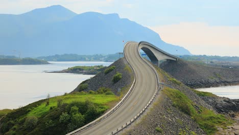 Traffic-on-Atlantic-Ocean-Road-or-the-Atlantic-Road-(Atlanterhavsveien)-was-awarded-the-title-as-(Norwegian-Construction-of-the-Century).