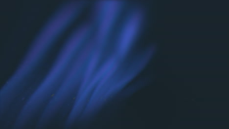 humo azul místico en el cielo nocturno 2