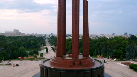 Carol-I-park,-The-Tomb-of-the-Unknown-Soldier-monument-memorialaerial,-Bucharest-Romania