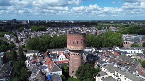 Vista-360-De-Una-Torre-De-Agua-En-Utrecht-En-Los-Países-Bajos