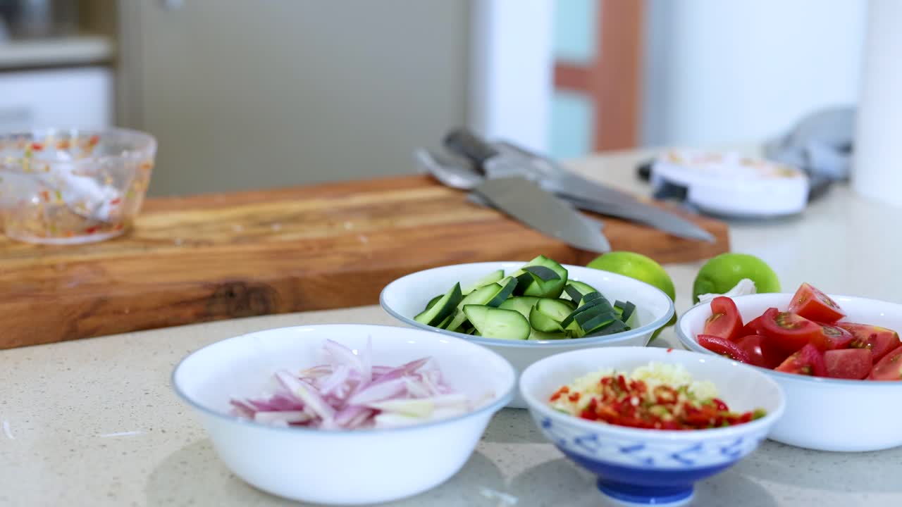 태국 러드를 준비하고 있습니다.