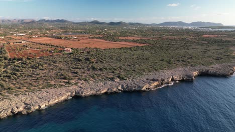 Nature-Landscape-With-Vegetated-Shoreline-Between-Sa-Coma-And-Porto-Cristo-In-Mallorca,-Spain